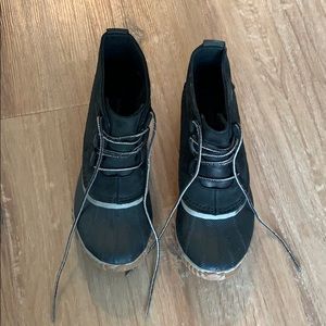 Sorel Out N About boot black size 8